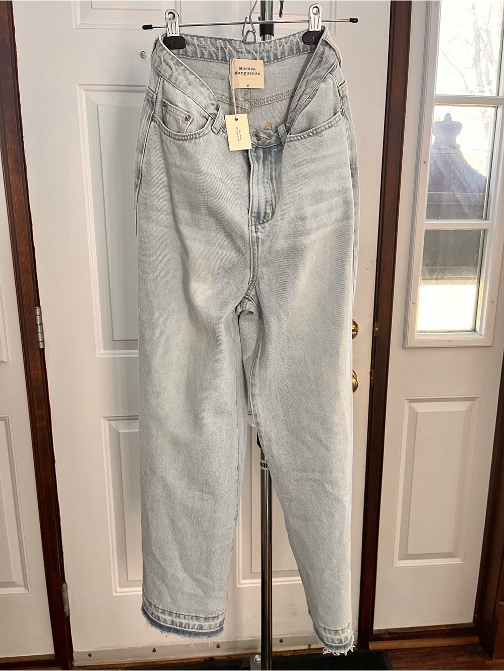 High-Rise Light Wash Wide-Leg Jeans with Frayed Hem
